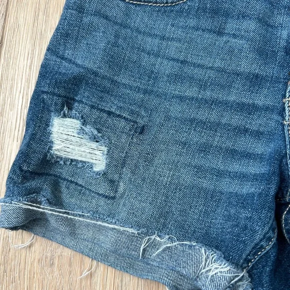 Abercrombie jean shorts - Picture 3 of 5